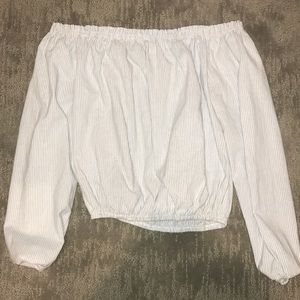 Off the shoulder long sleeve crop top